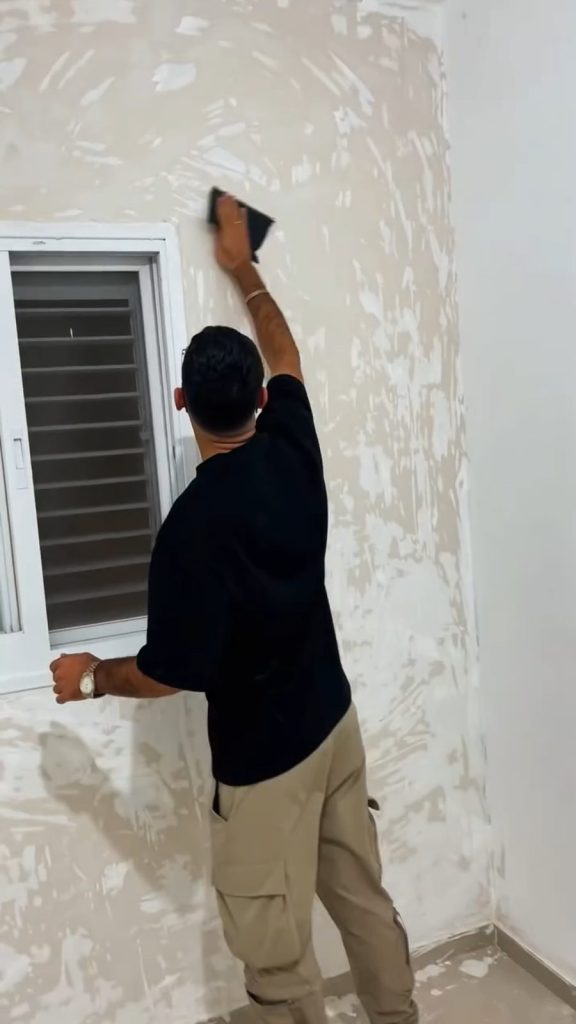 עבודות שיפוץ באתר של וויוריה